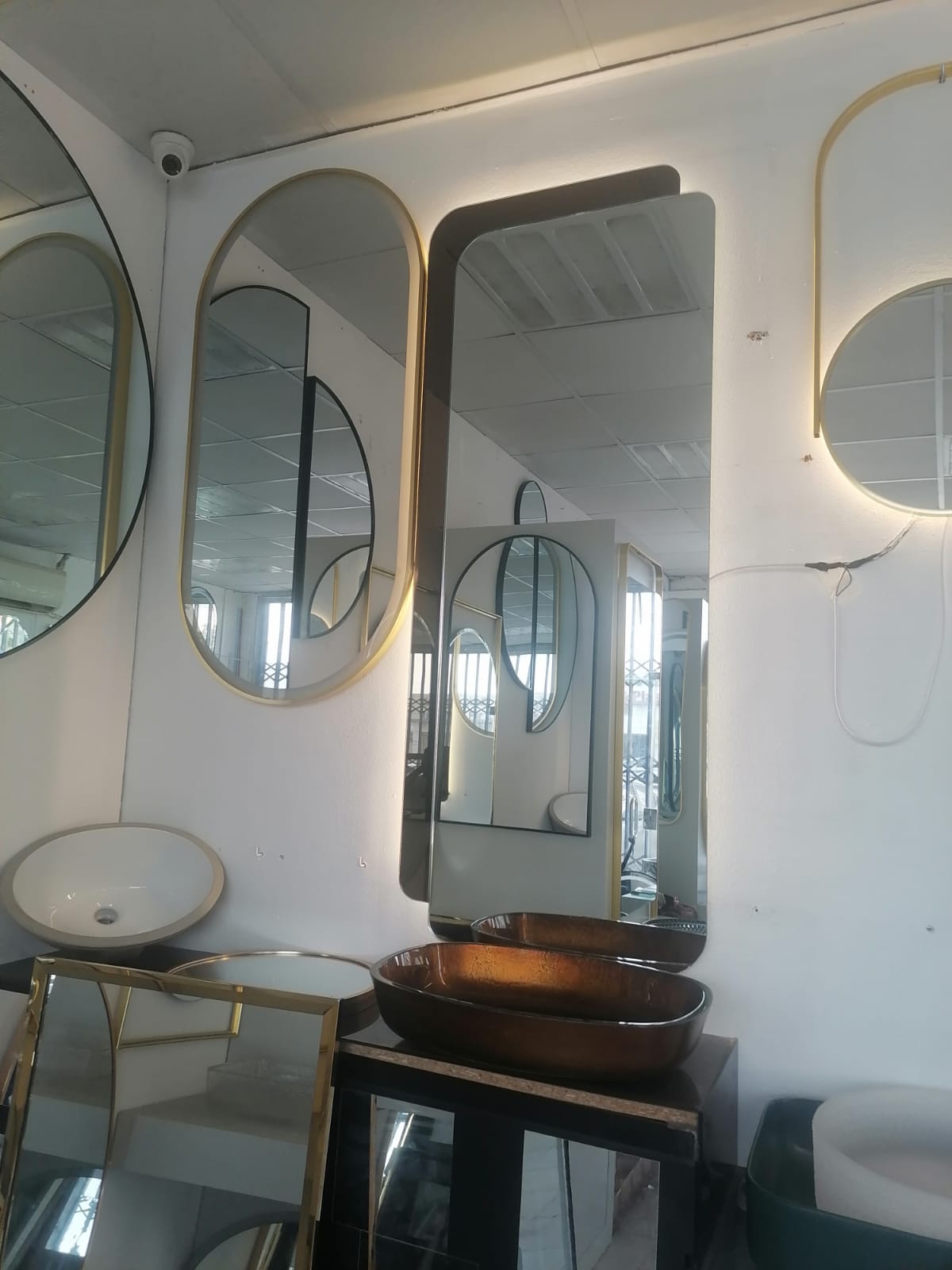 رواد الزجاج بالرياض