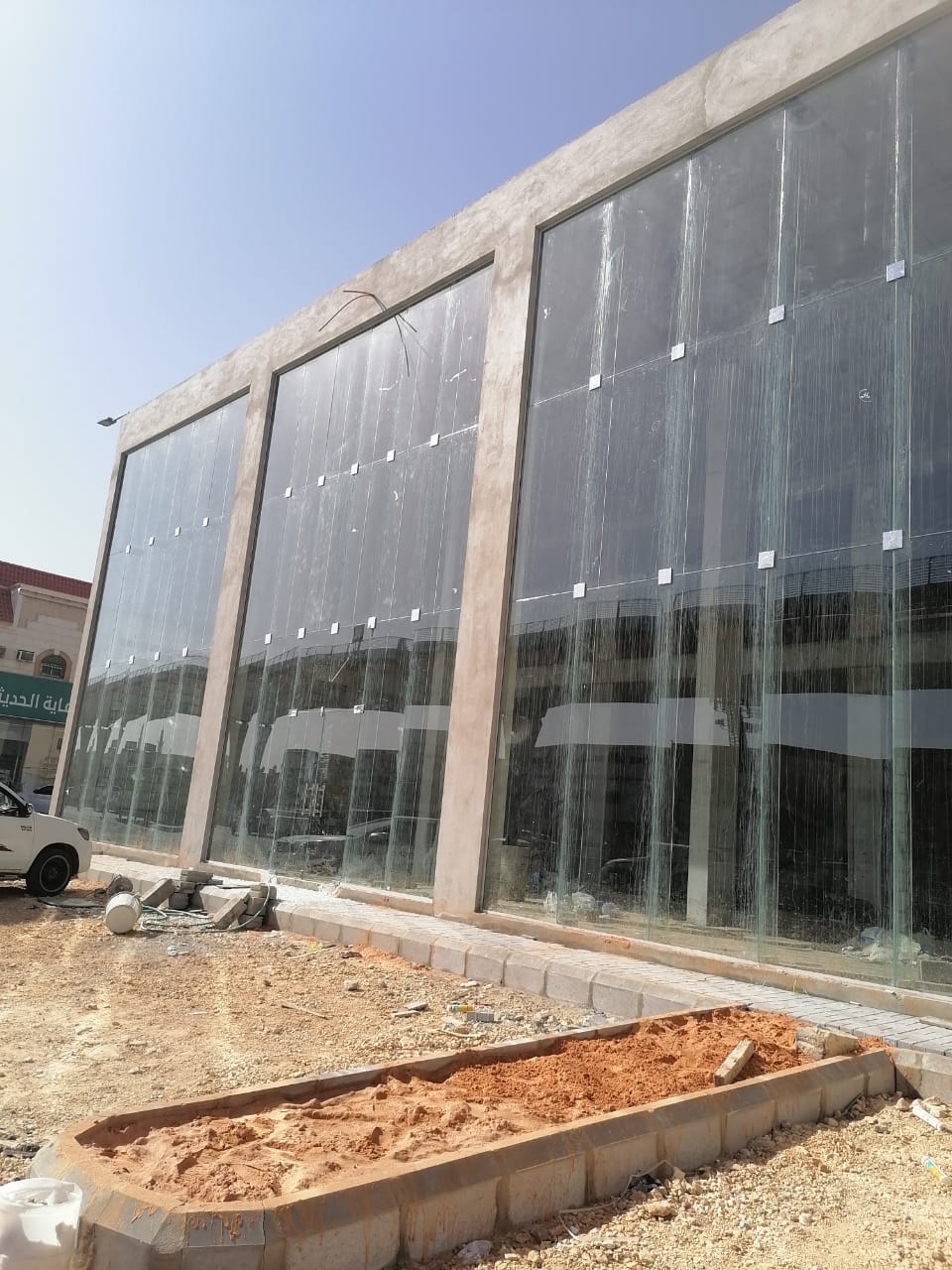 رواد الزجاج بالرياض