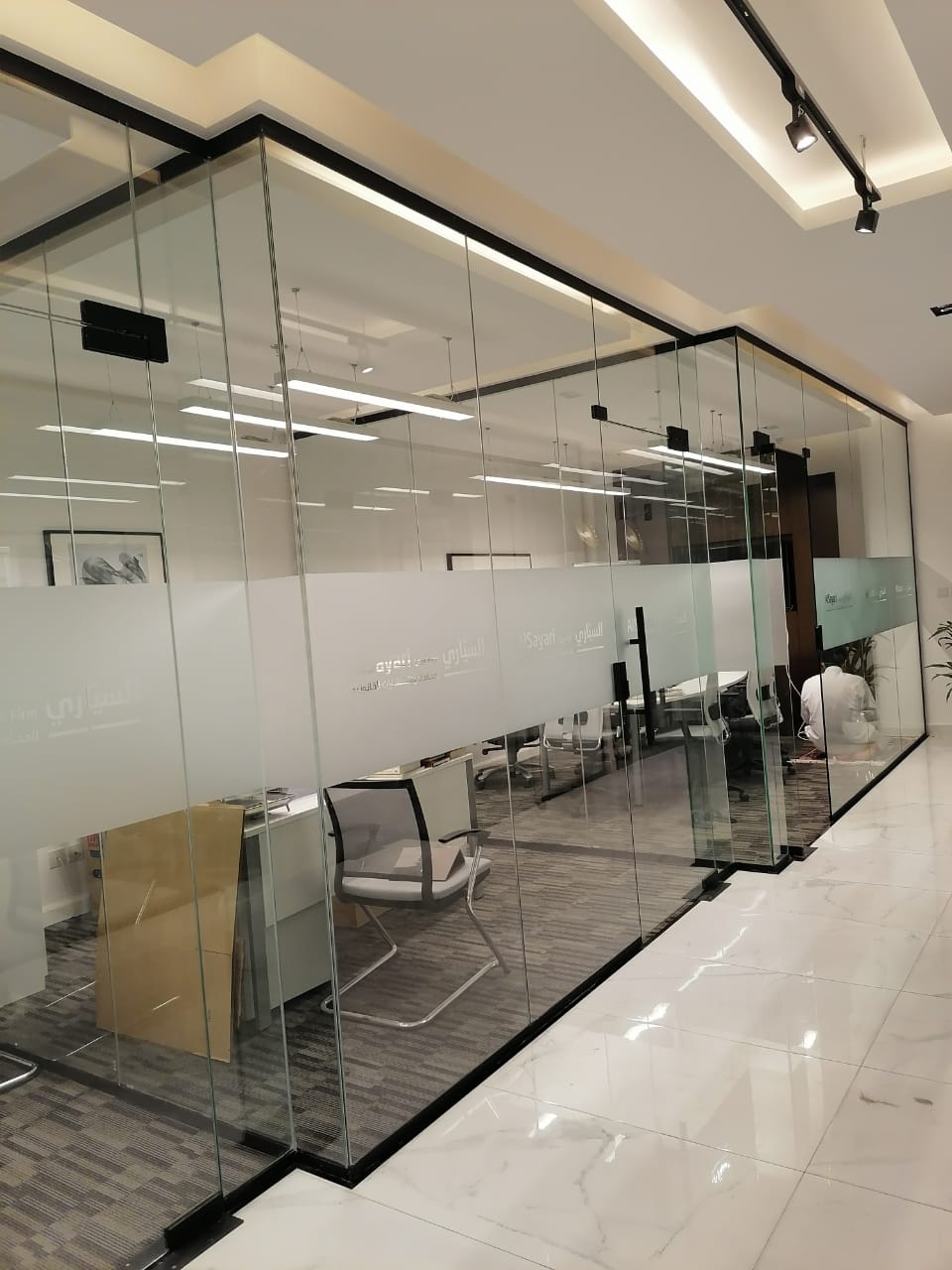 رواد الزجاج بالرياض